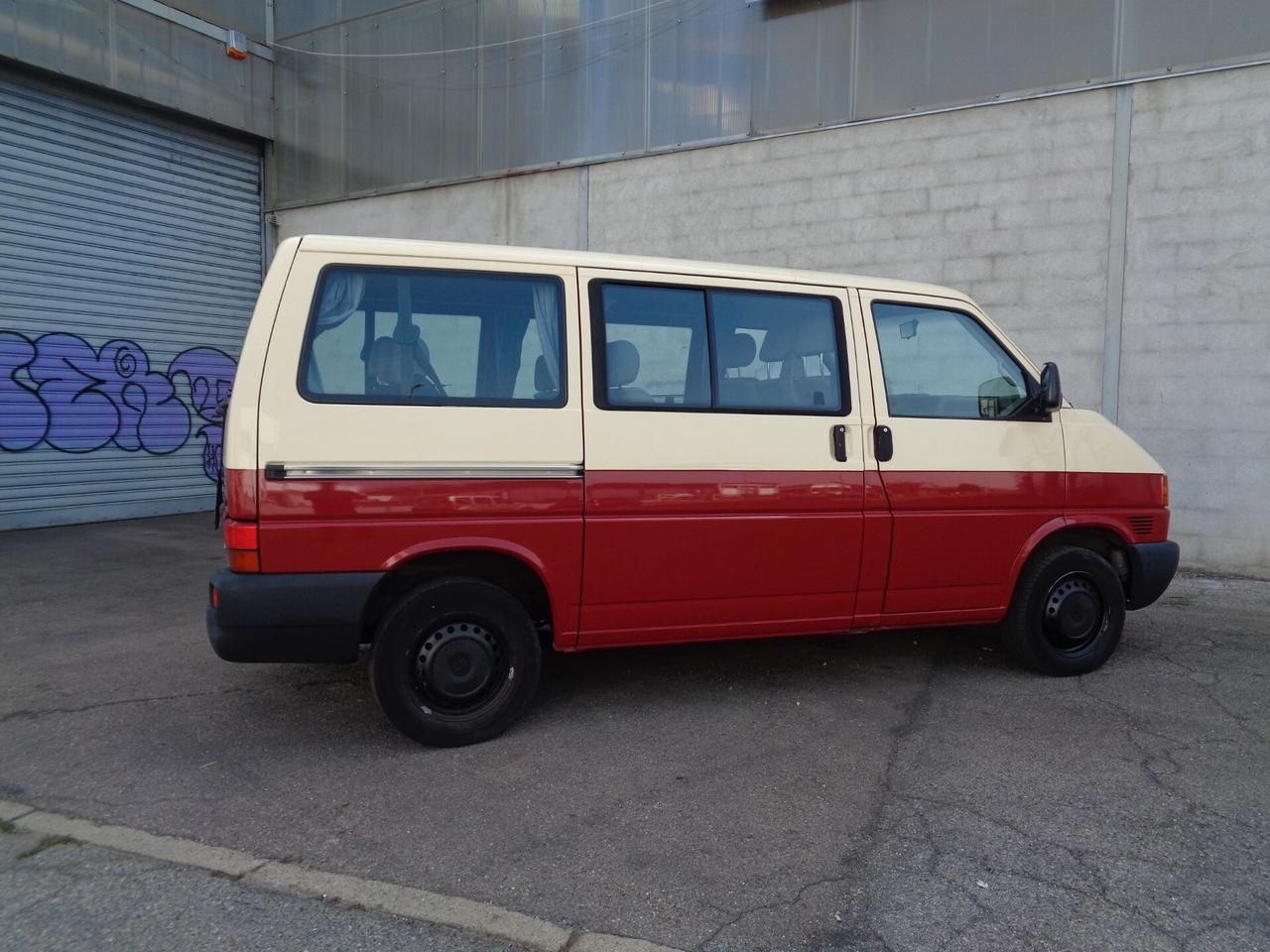 Volkswagen Transporter t4 2.5 TDI/102CV cat PL Caravelle