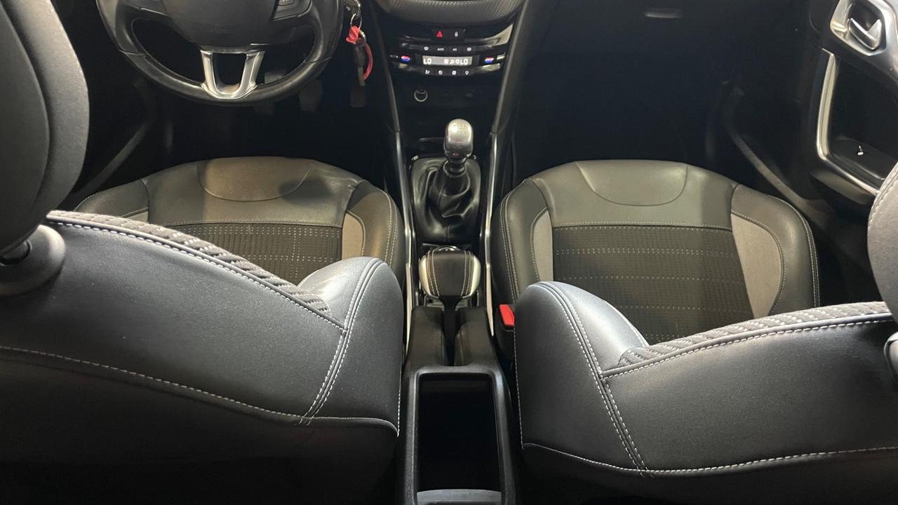 Peugeot 2008 1.6 e-HDi 115 CV Stop&Start Allure