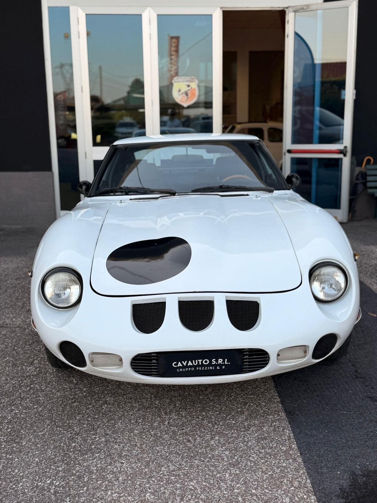 Nissan 280 ZX particolare restauro GTO 250