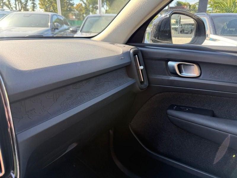 Volvo XC40 XC40 2.0 b3 Plus Bright auto