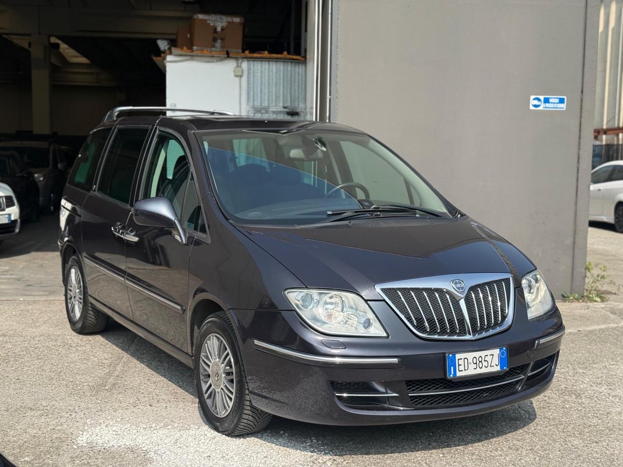 Lancia Phedra 2.2 MJT automatica 135 mil km