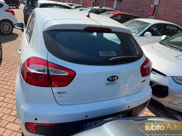KIA Rio 1.1 CRDi 5p. Cool