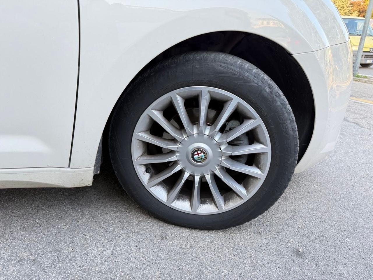 Alfa Romeo MiTo 1.3 JTDm 85 CV #10023