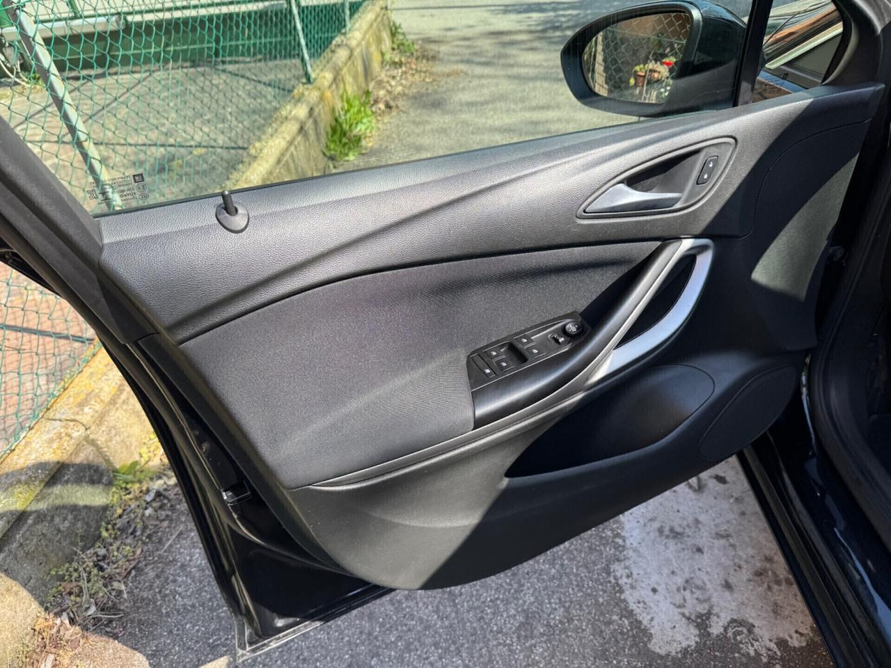 Opel Astra 1.6 CDTi 136CV aut. Sports Tourer Business automatica