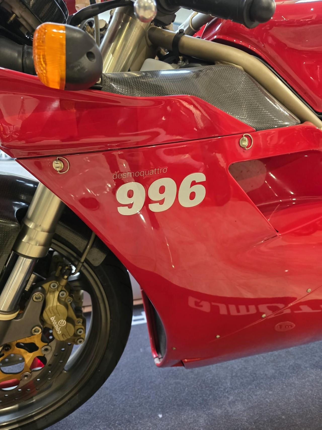 Ducati 996 S
