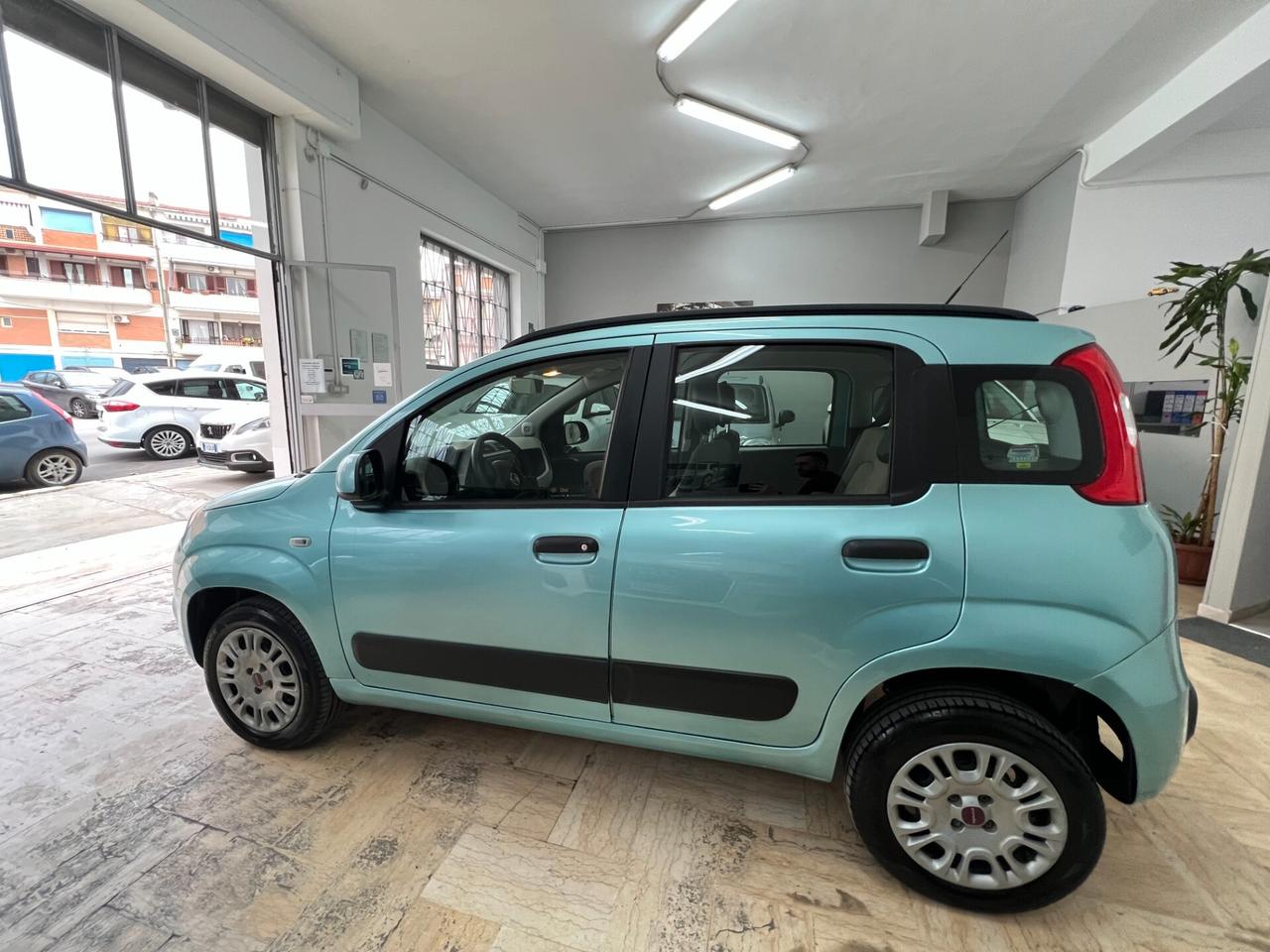 Fiat Panda 0.9 TwinAir Turbo Natural Power Lounge