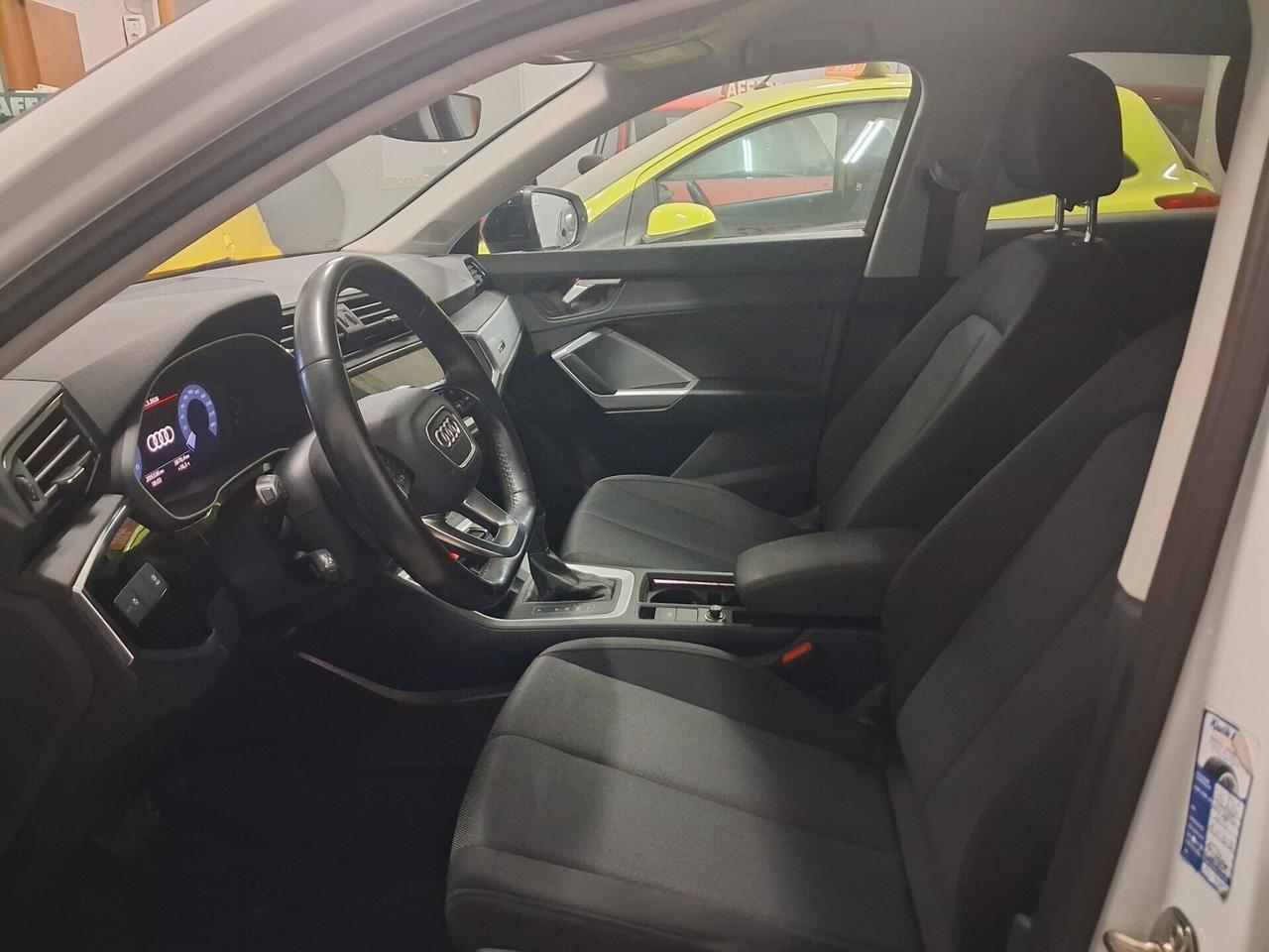 Audi Q3 35 TDI S tronic line edition 2021 Sportback