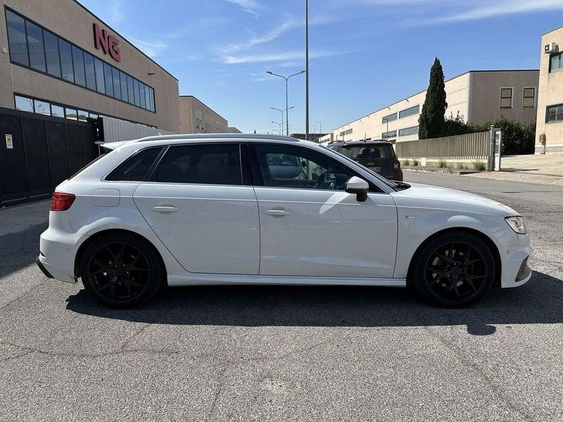 Audi A3 2.0 Sportback TDI quattro S tronic S-line