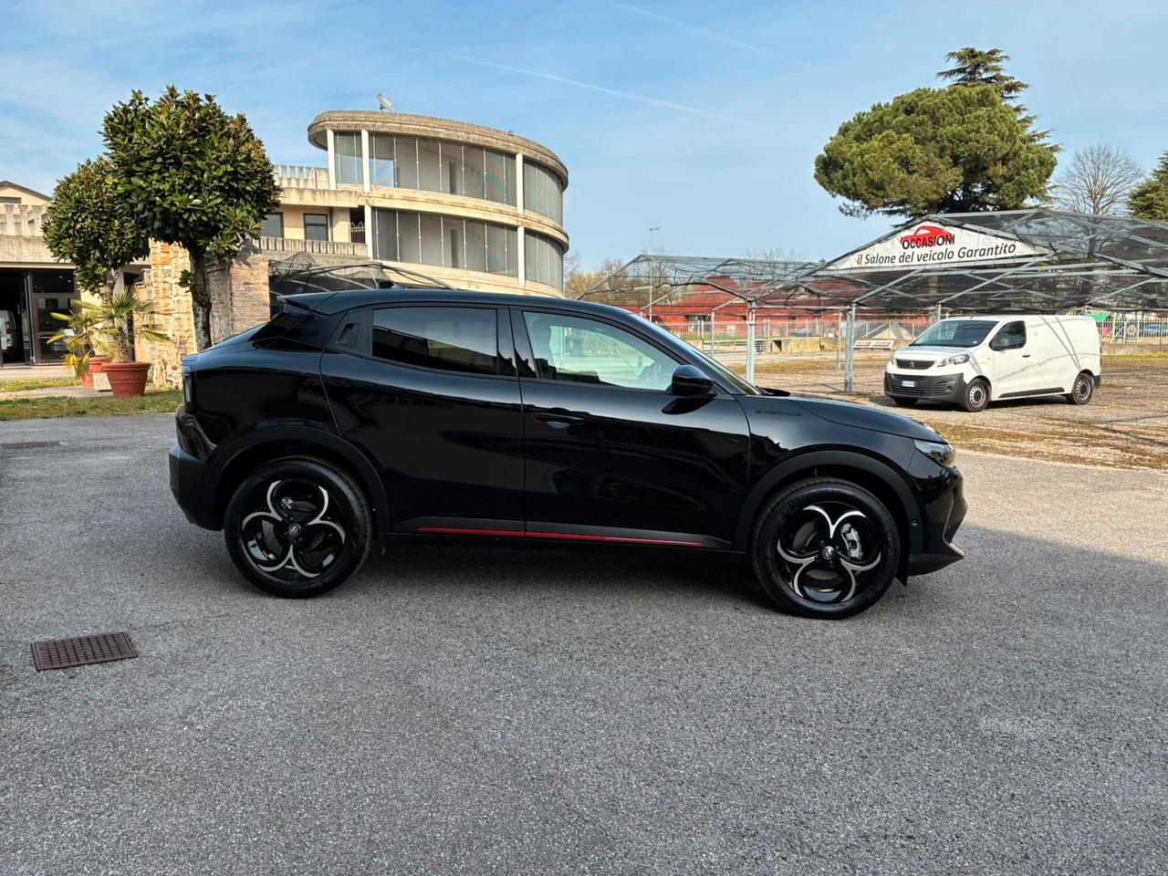 Alfa Romeo Junior 1.2 145 CV Hybrid Speciale TECHNO