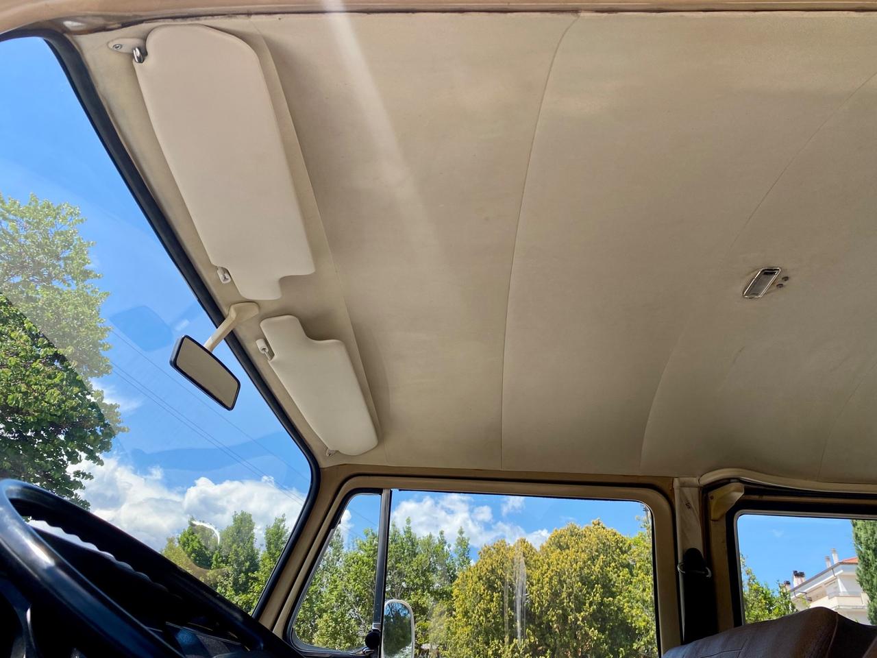 Volkswagen T2 VOLKSWAGEN T2 Bus 9 POSTI LUSSO