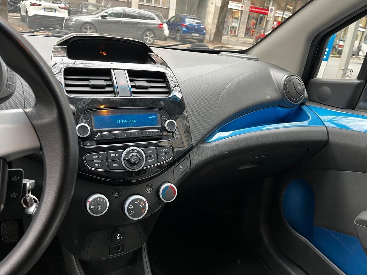 Chevrolet Spark 1.0 LT