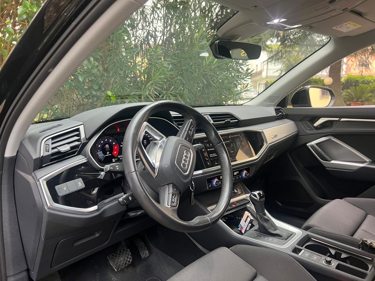 Audi Q3 SPB 35 TFSI S tronic Business Plus