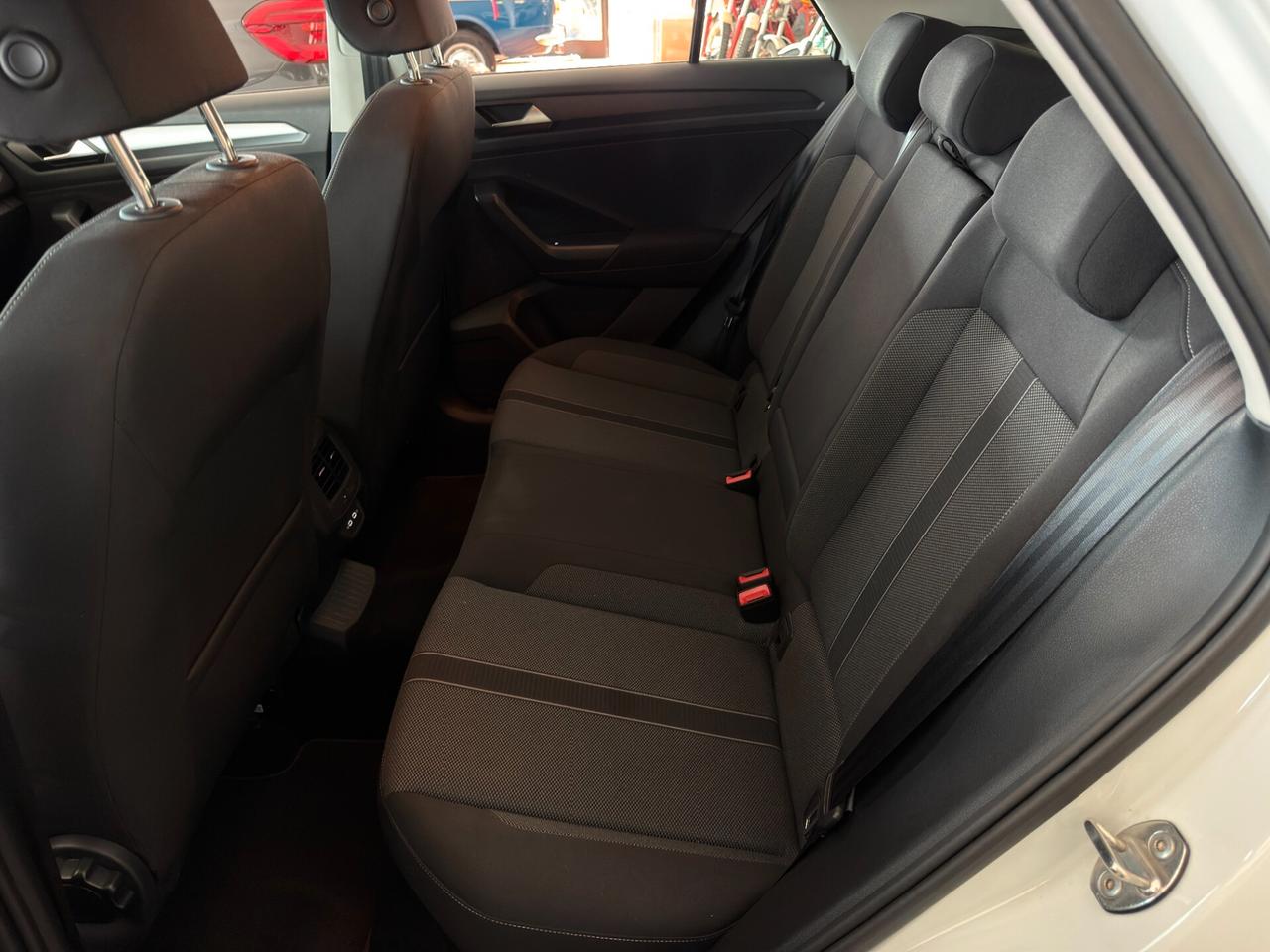 Volkswagen T-Roc 1.5cc 150Cv tsi dsg