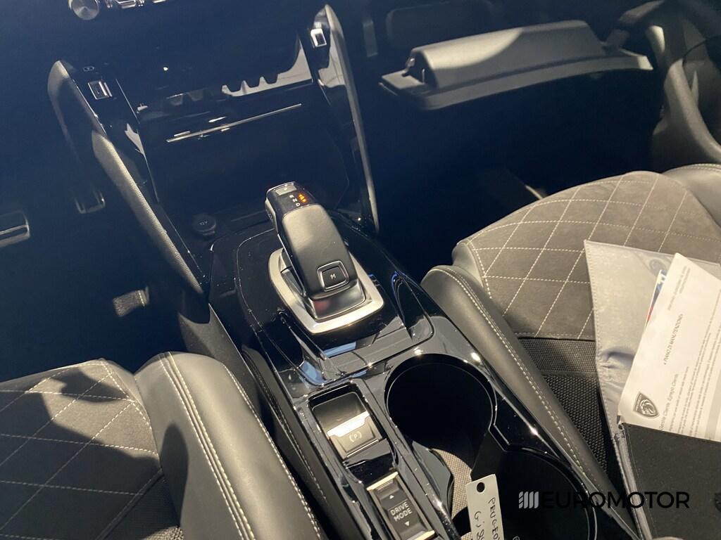 Peugeot 2008 1.5 BlueHDi GT EAT