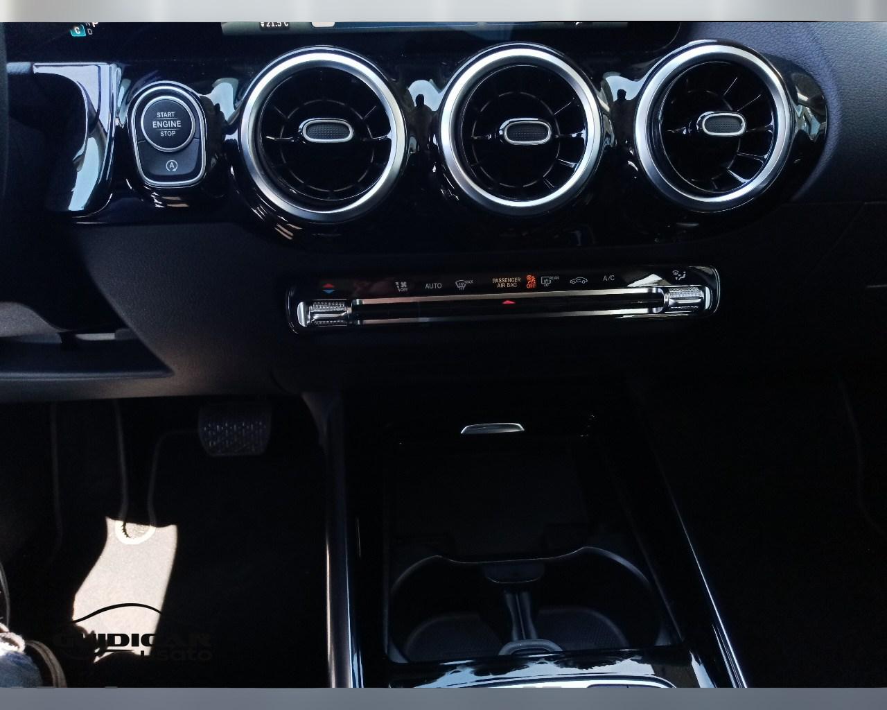 Mercedes-Benz GLA-H247 2023 - GLA 180 d Progressive Advanced auto