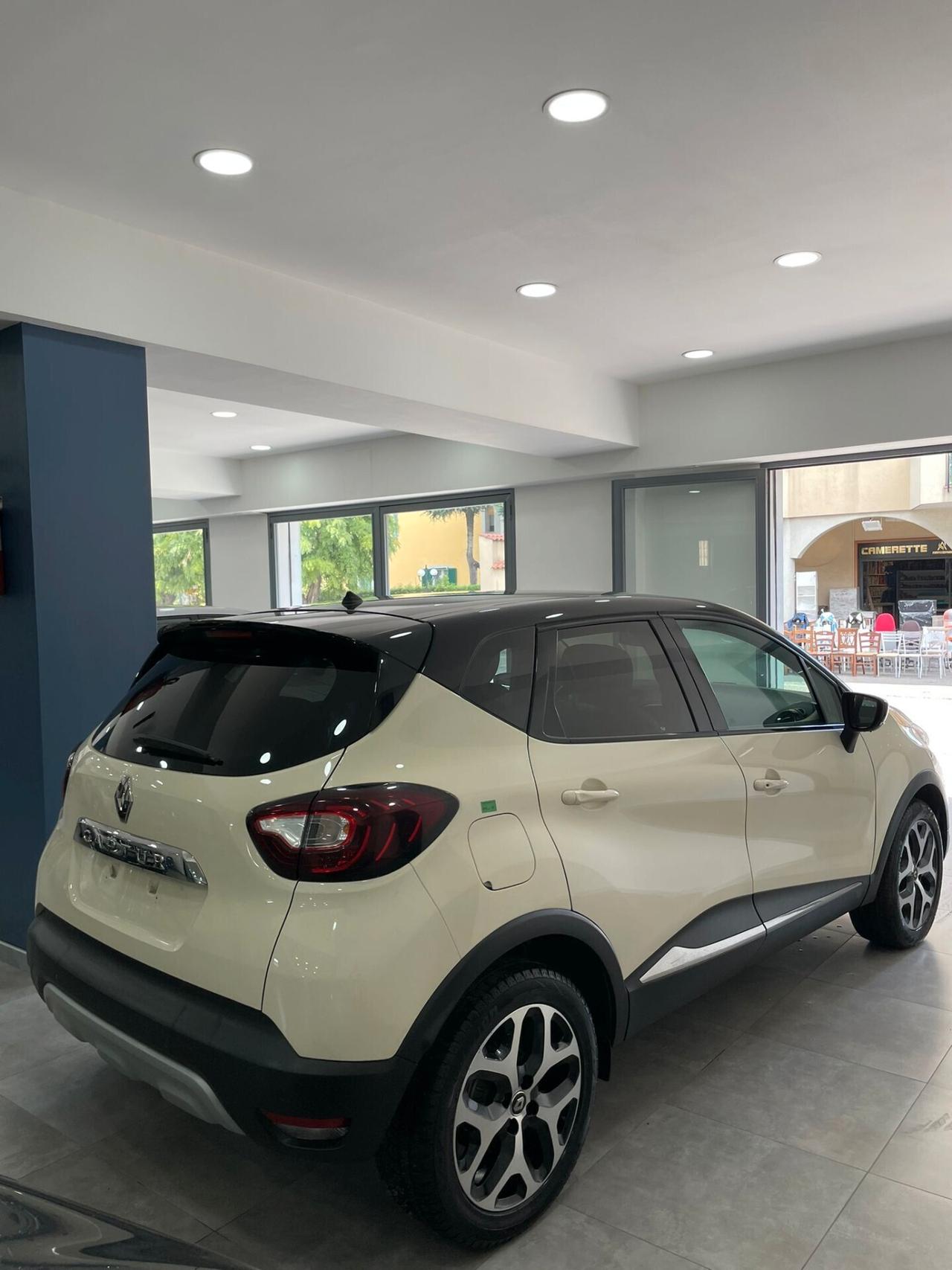 Renault Captur TCe 12V 90 CV Business