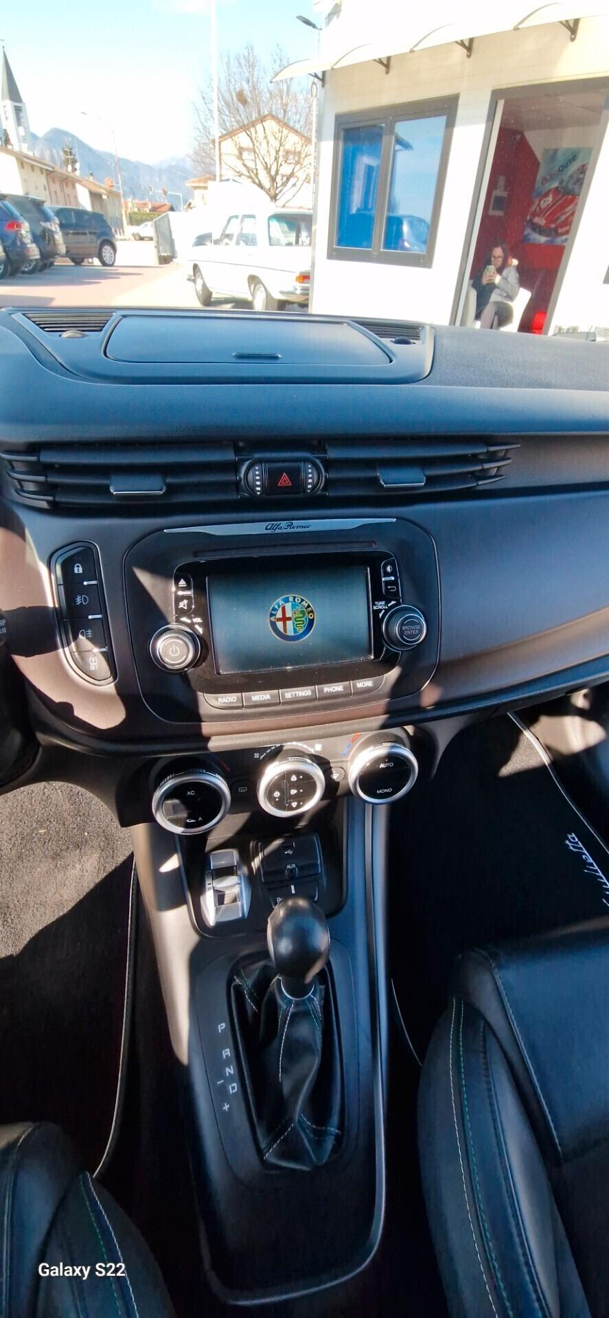 Alfa Romeo Giulietta 1750 240cv Turbo TCT Quadrifoglio Verde