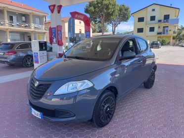 Lancia Ypsilon 0.9 TwinAir 85 CV 5 porte Metano Ecochic Elefantino