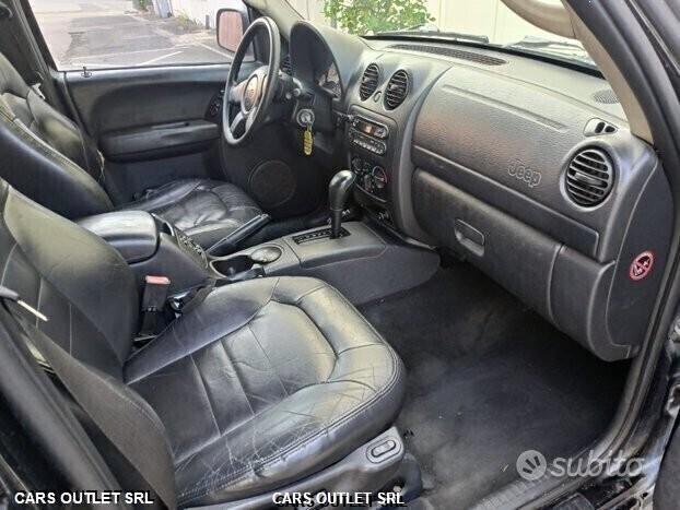 Jeep Cherokee 2.8 automatica