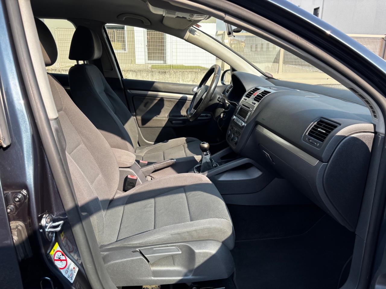 Volkswagen Golf 1.6 GPL,GARANZIA