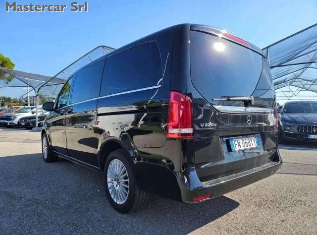 MERCEDES-BENZ V 220 D 163cv AUTO SPORT LONG 8 posti - FN068YY