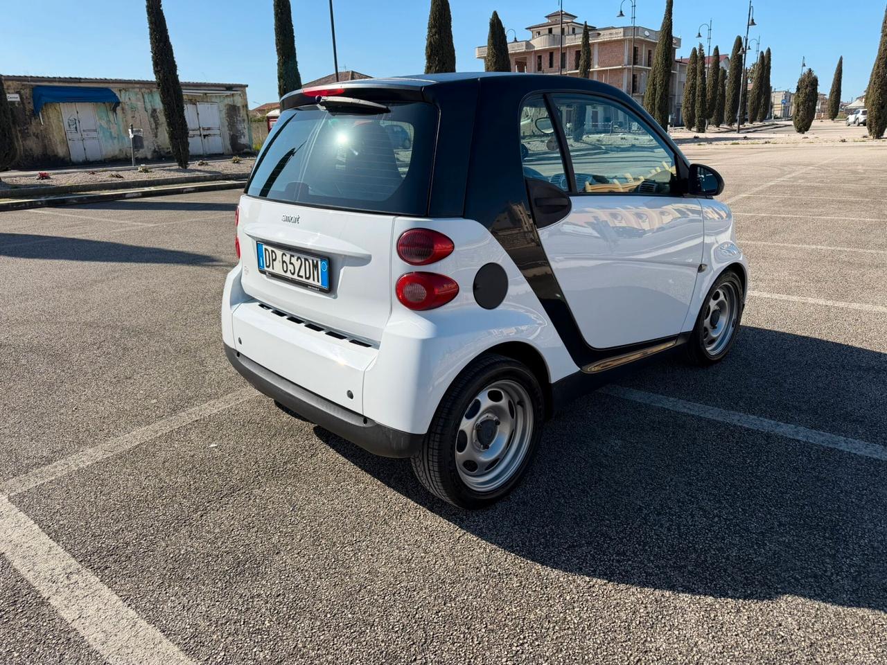 Smart ForTwo 1000 52 kW coupé pure