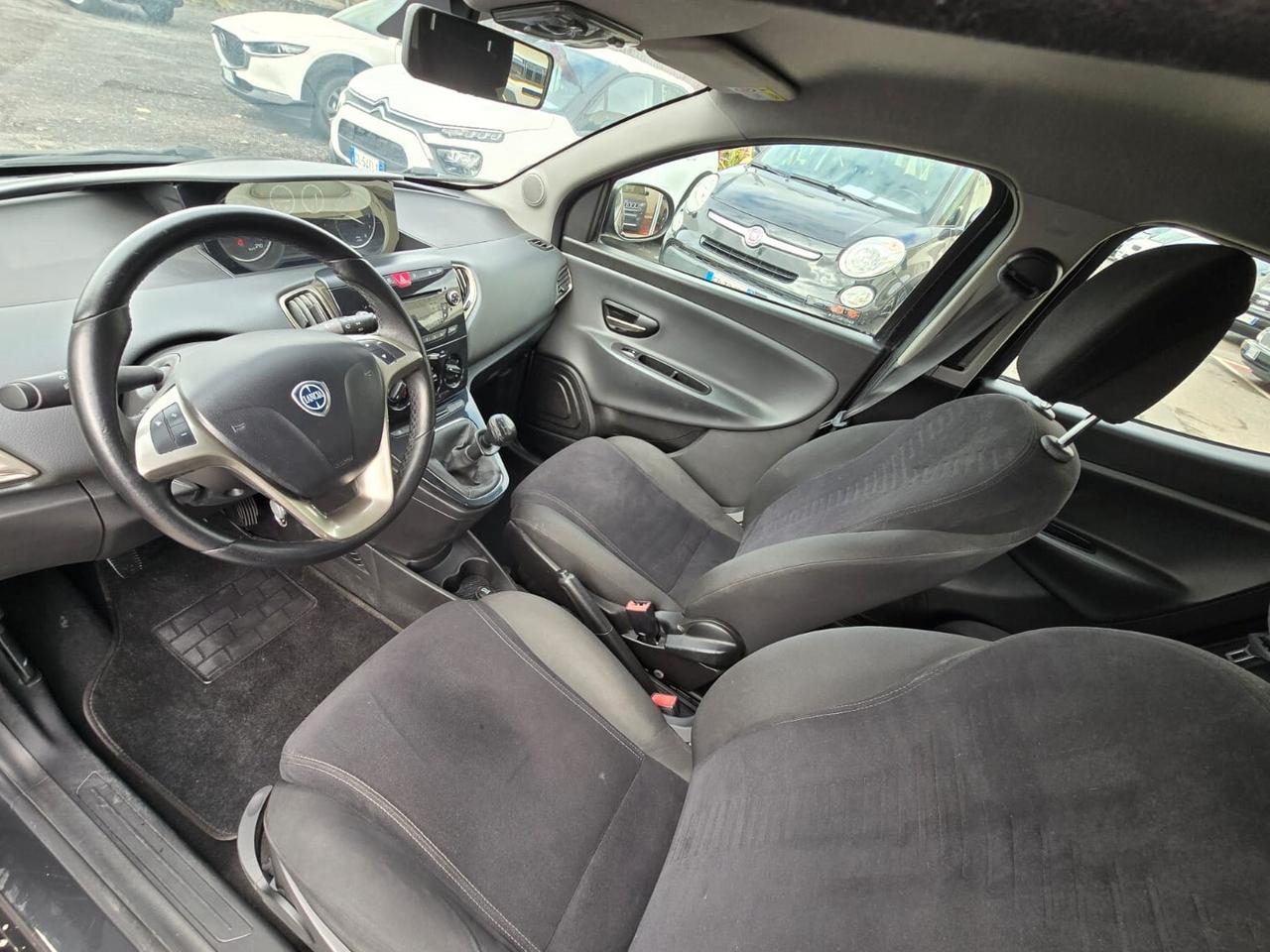 Lancia Ypsilon 1.2 69 CV 5 porte Elle