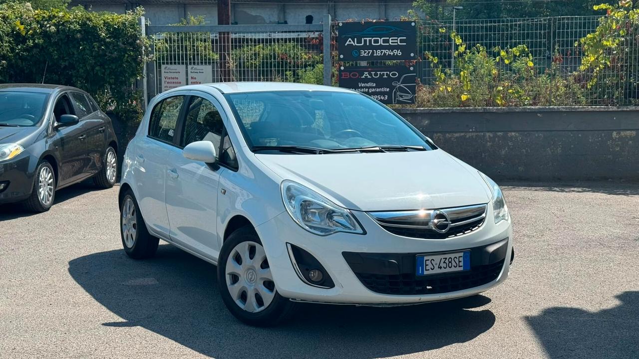 Opel Corsa 1.2 5 porte Sport