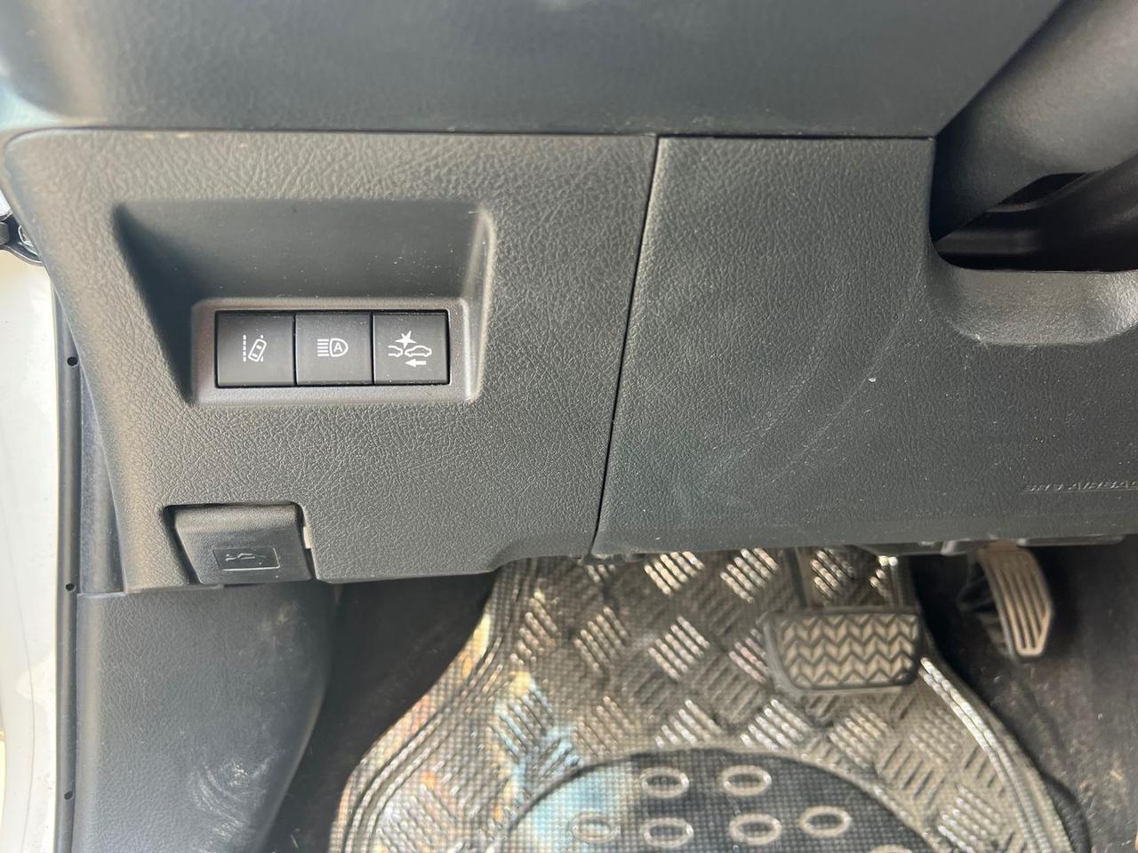 Toyota Yaris Active 1.5 VVT-i HEV #9713