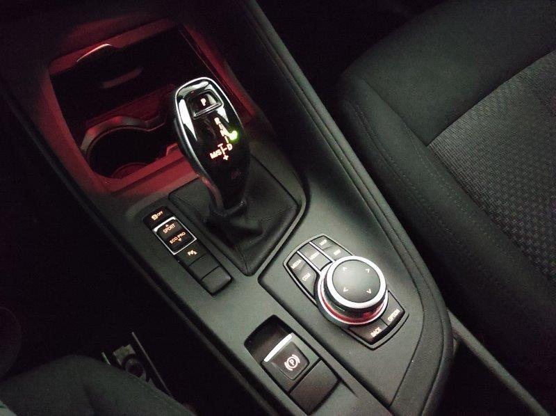 BMW X1 (F48) - X1 sDrive18d Business Advantage
