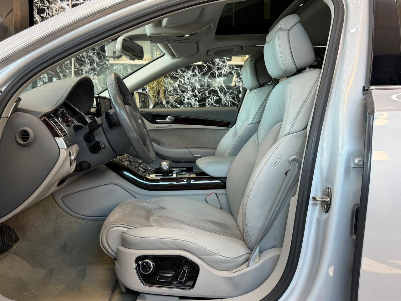 Audi A8 L 3.0 TDI 250 CV clean diesel quattro tiptronic