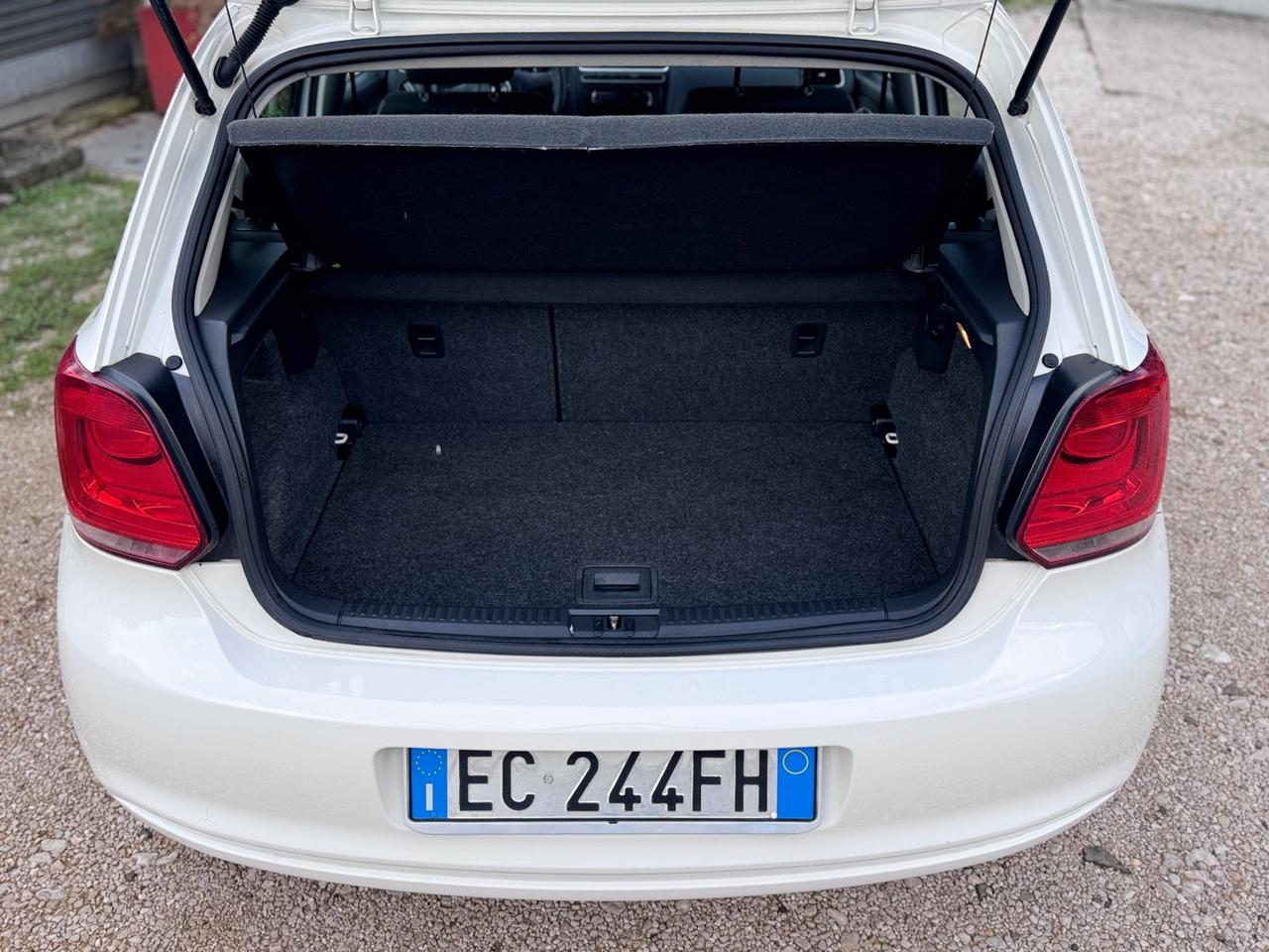 VW Polo 1.2 Benzina 70cv 99.000km - Neopatentati