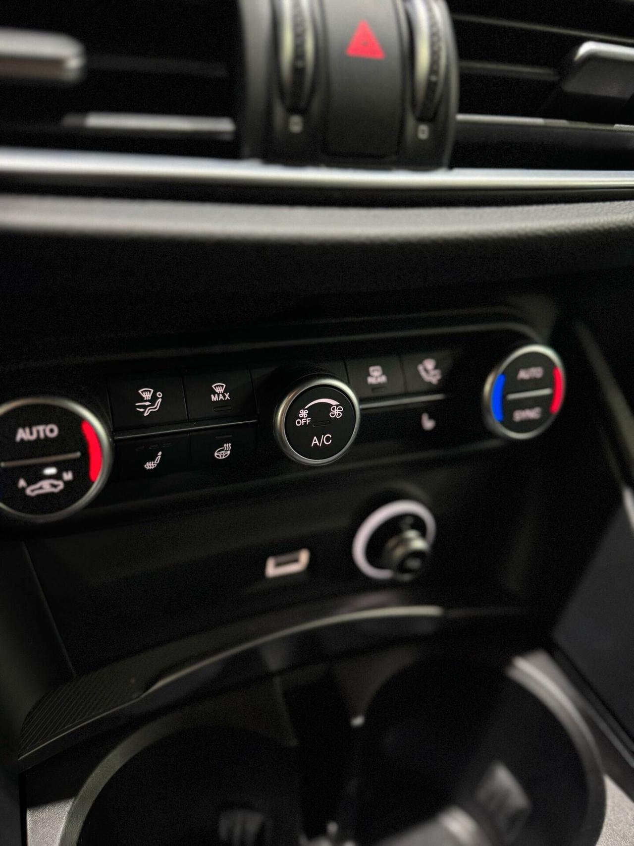 Alfa Romeo Stelvio 2.2 Turbodiesel 210 CV AT8 Q4 Veloce -2024