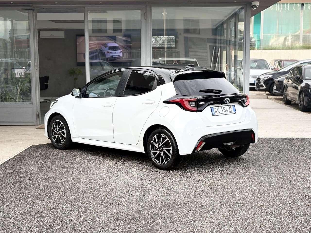 Toyota Yaris 1.5 Hybrid 92CV E6 Neo - 2022