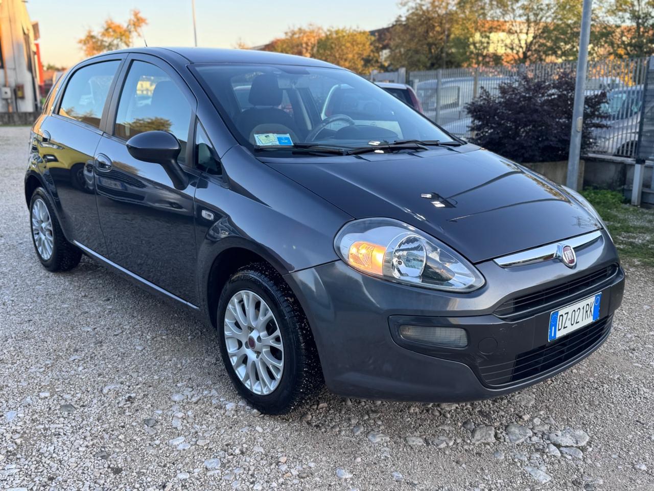 Fiat Punto Evo 1.2 Benzina 65cv - 97.000km neopate