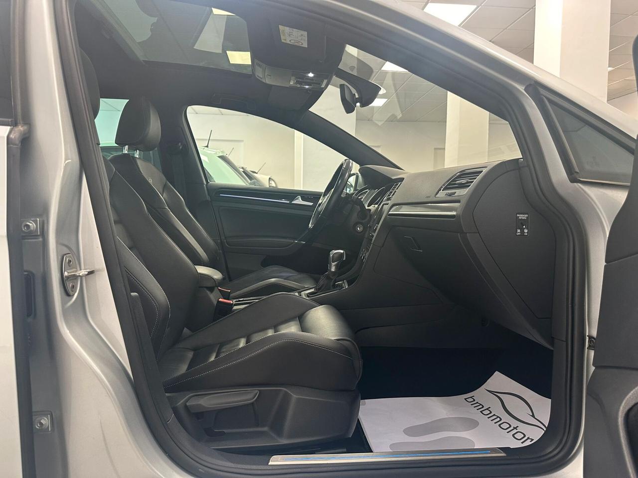 Volkswagen Golf R 2.0 TSI DSG 4MOTION 5p. BMT