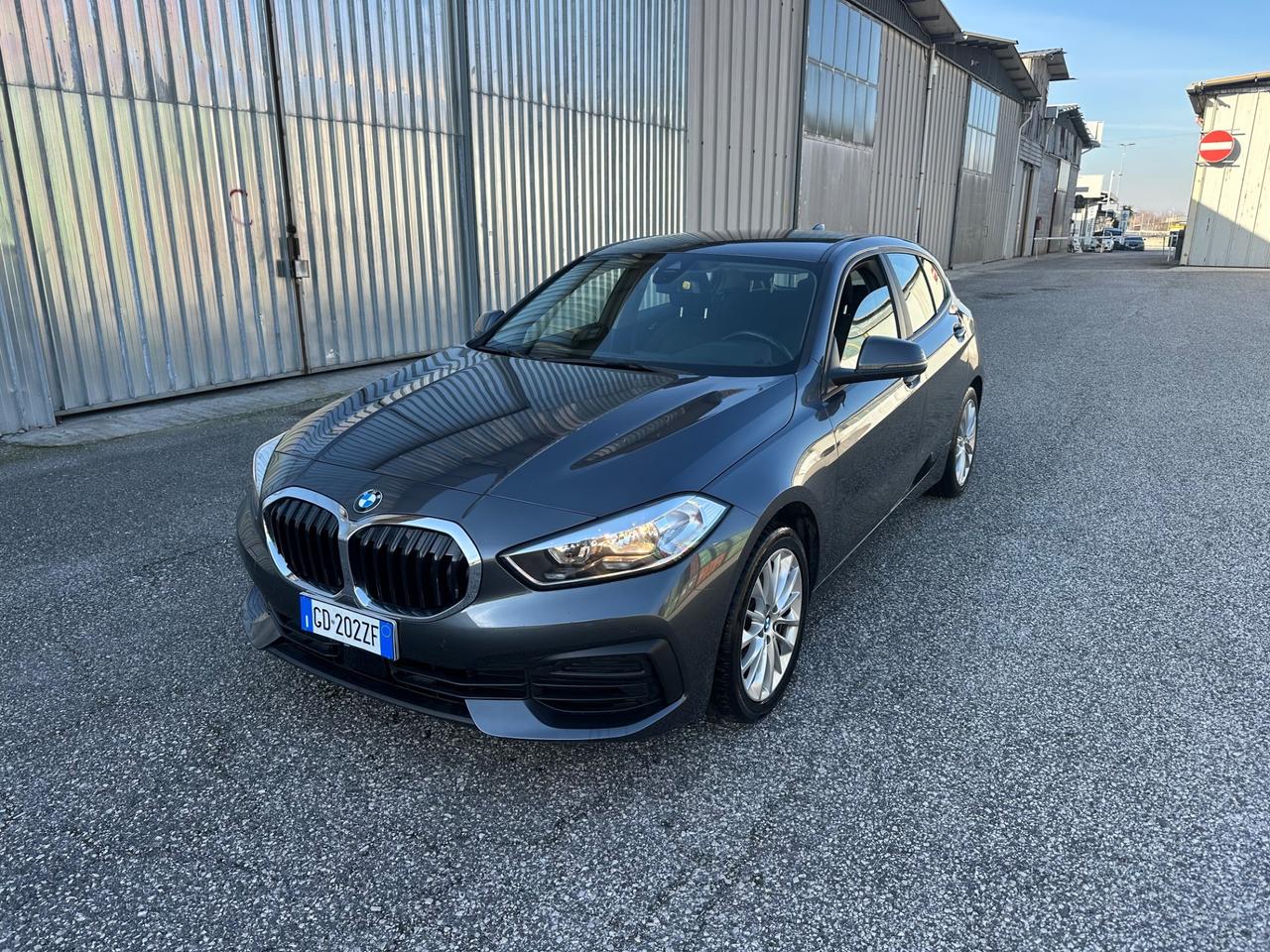 Bmw 116 d 5p. Advantage SPORT