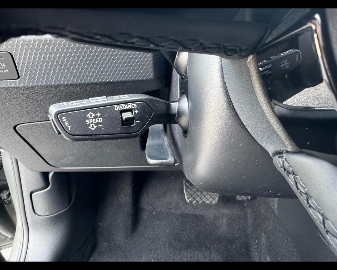 AUDI A1 ALLSTREET 35 TFSI S-TRONIC IDENTITY CONTRAST