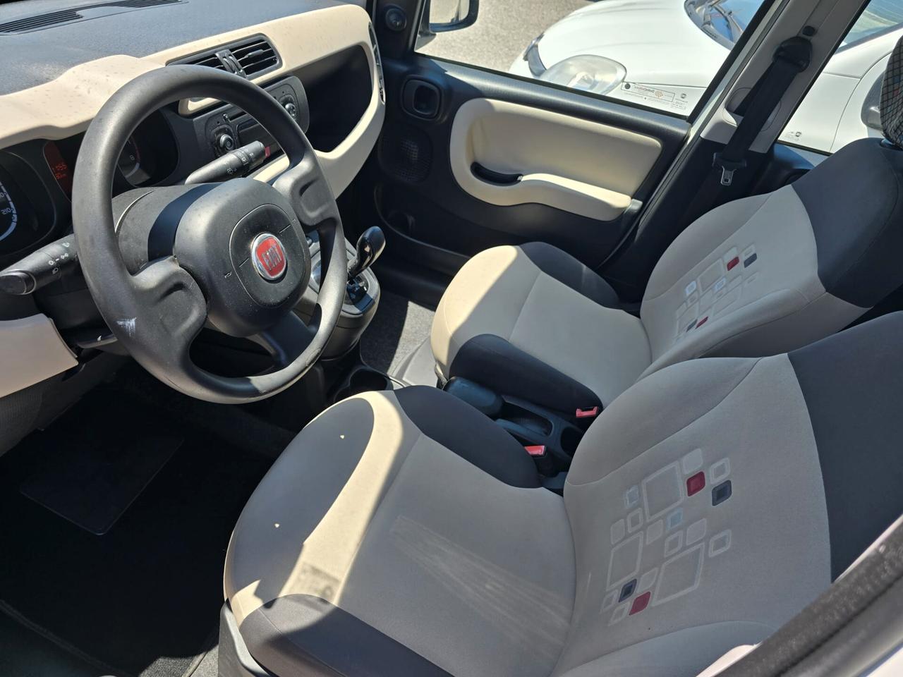 Fiat Panda S&S Lounge - AUTOMATICA - PARI AL NUOVO -