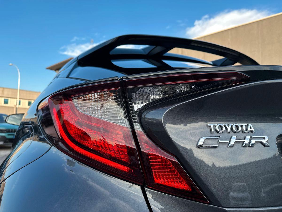 TOYOTA C-HR I - C-HR 1.8h Lounge 2wd e-cvt