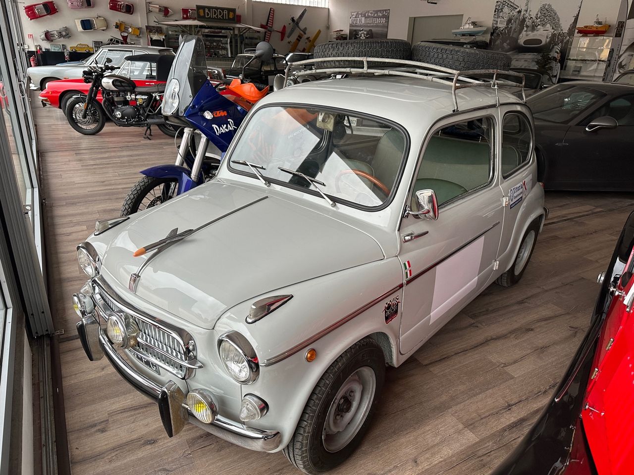 FIAT 600 PRIMA SERIE VETRI DISCENDENTI