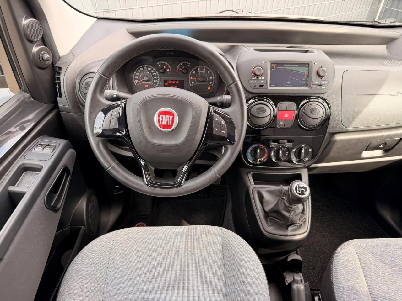 Fiat Qubo 1.4 8V 77 CV Lounge Gancio Traino Unico Proprietario