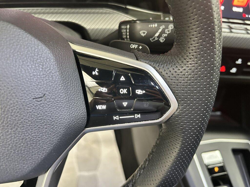 Volkswagen Golf 1.5 eTSI EVO ACT R-Line DSG