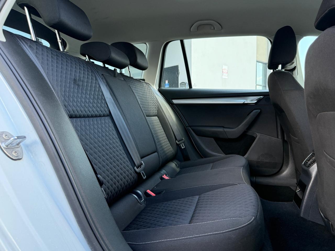 Skoda Octavia 1.6 TDI CR 115 CV Wagon Executive