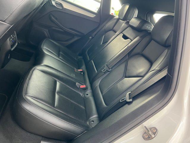 PORSCHE Macan 3.0 S