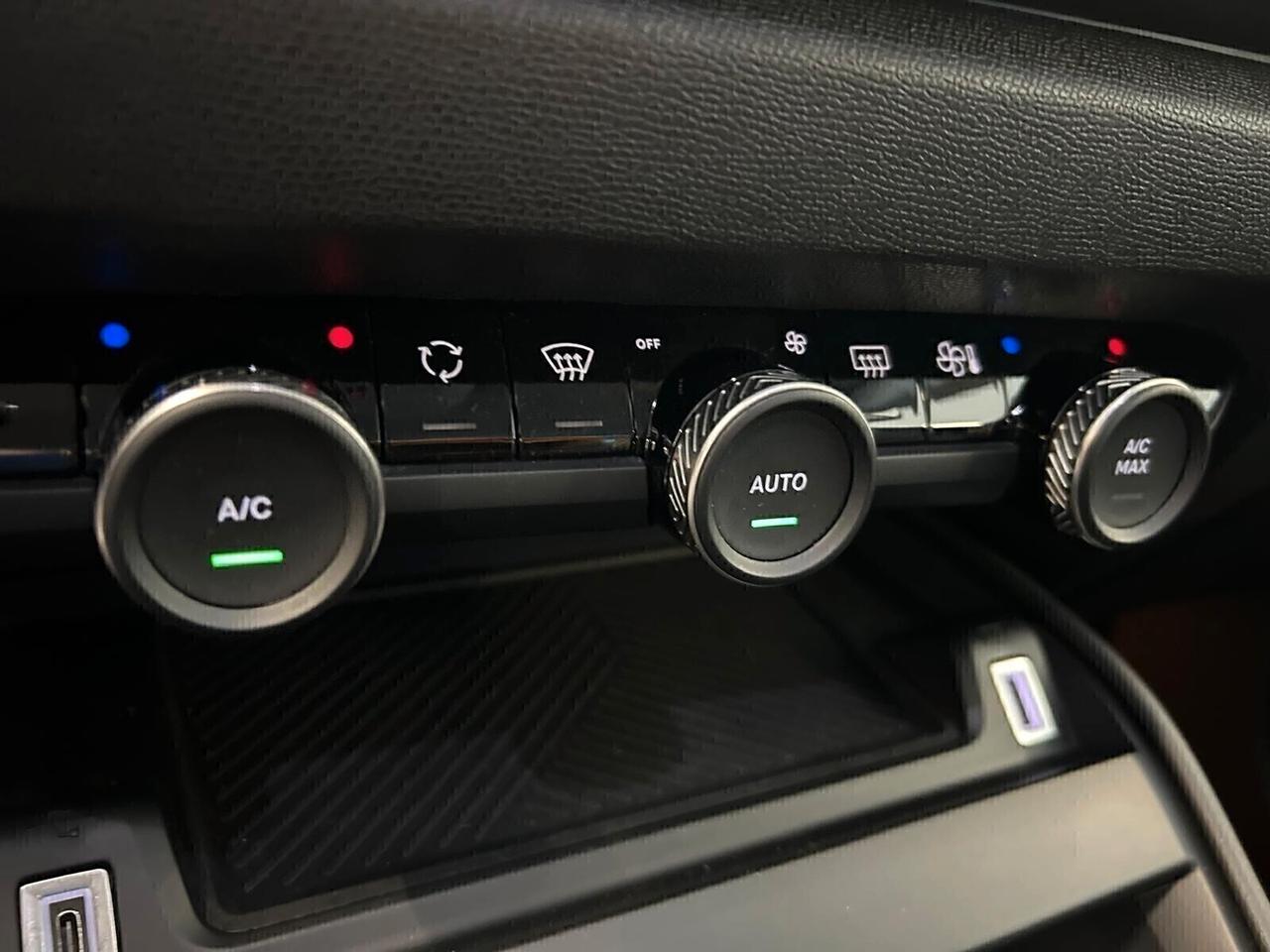 Citroen C4 FEEL PACK PureTech 130 6mt SPOTICAR