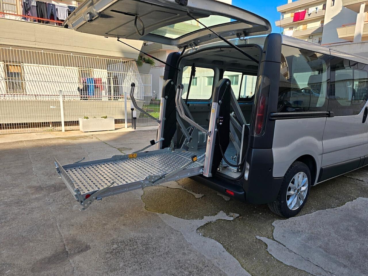 Nissan Primastar con Pedana Trasporto Disabili