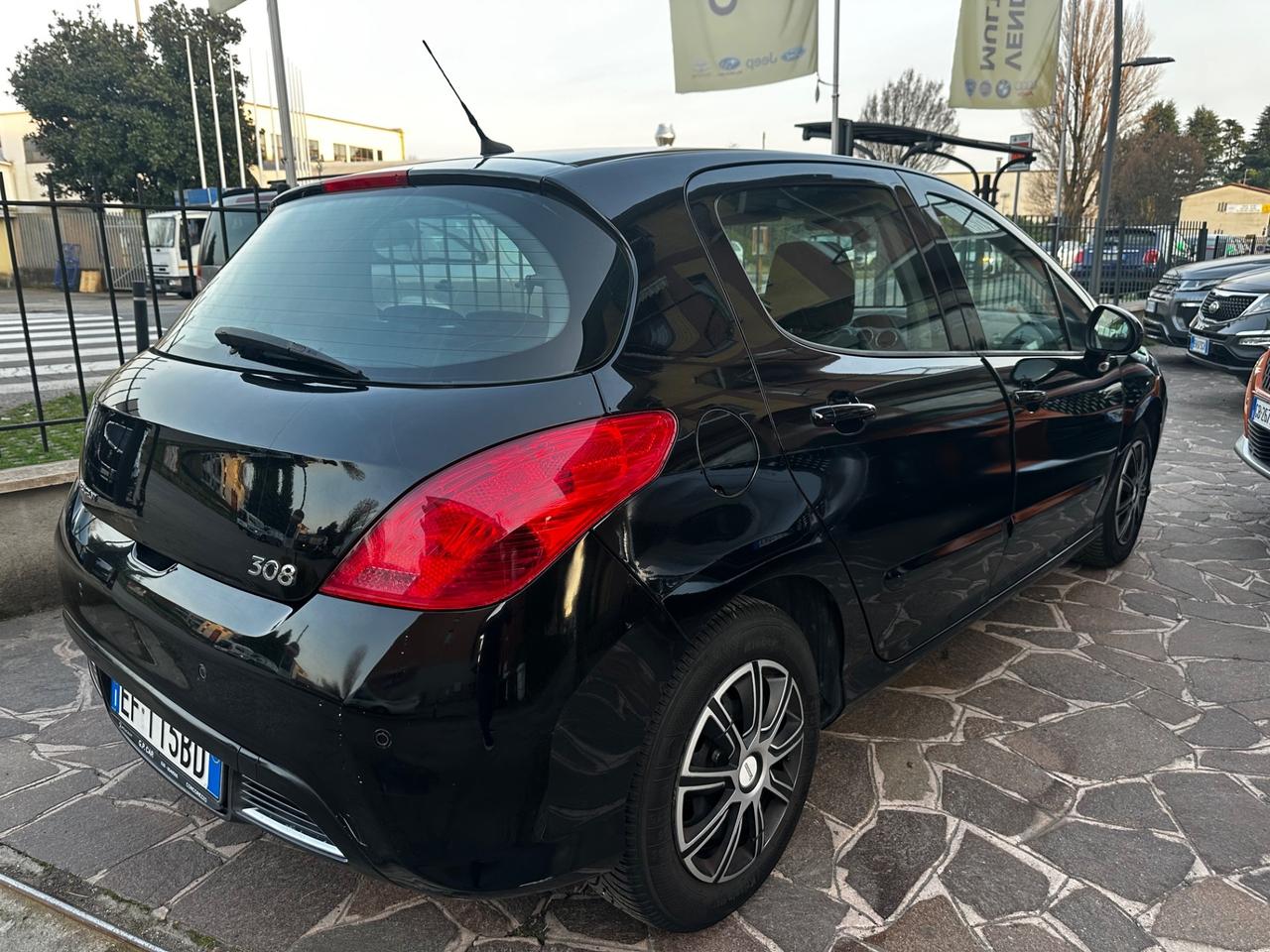 Peugeot 308 1.6 8V HDi 112CV 5p. Premium