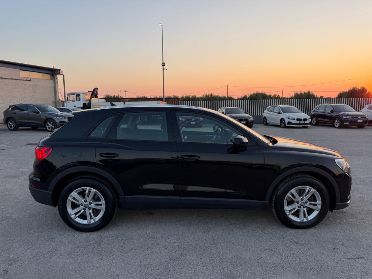 AUDI Q3 2.0 TDI 150CV STRONIC FULL LED MATRIX MY19