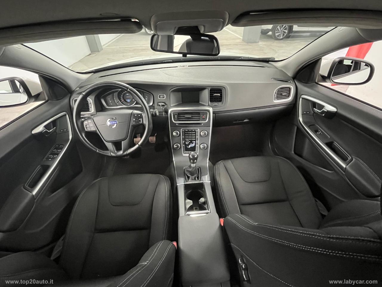 VOLVO V60 D2 1.6 Business|GANCIO TRAINO|97.000 CHILOMETRI CERT.